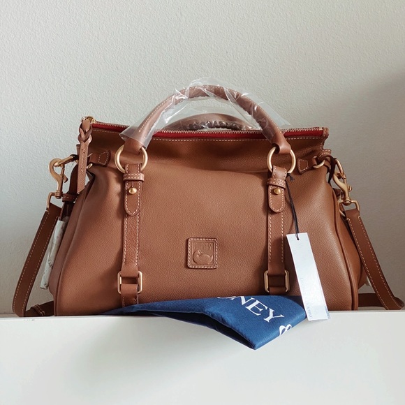 💌SOLD💌 New Dooney & Bourke Raleigh Satchel - Picture 2 of 11
